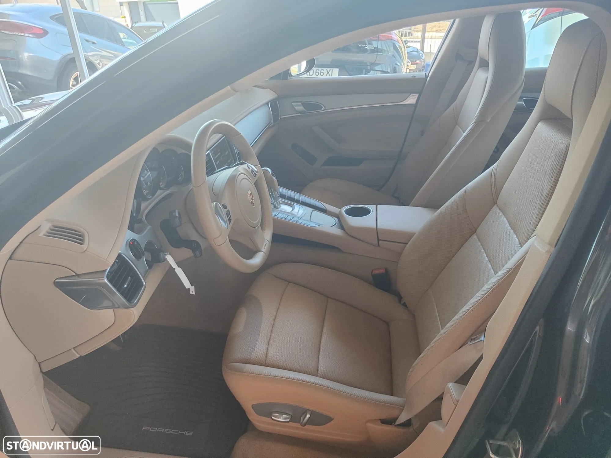Porsche Panamera Platinum Edition - 11