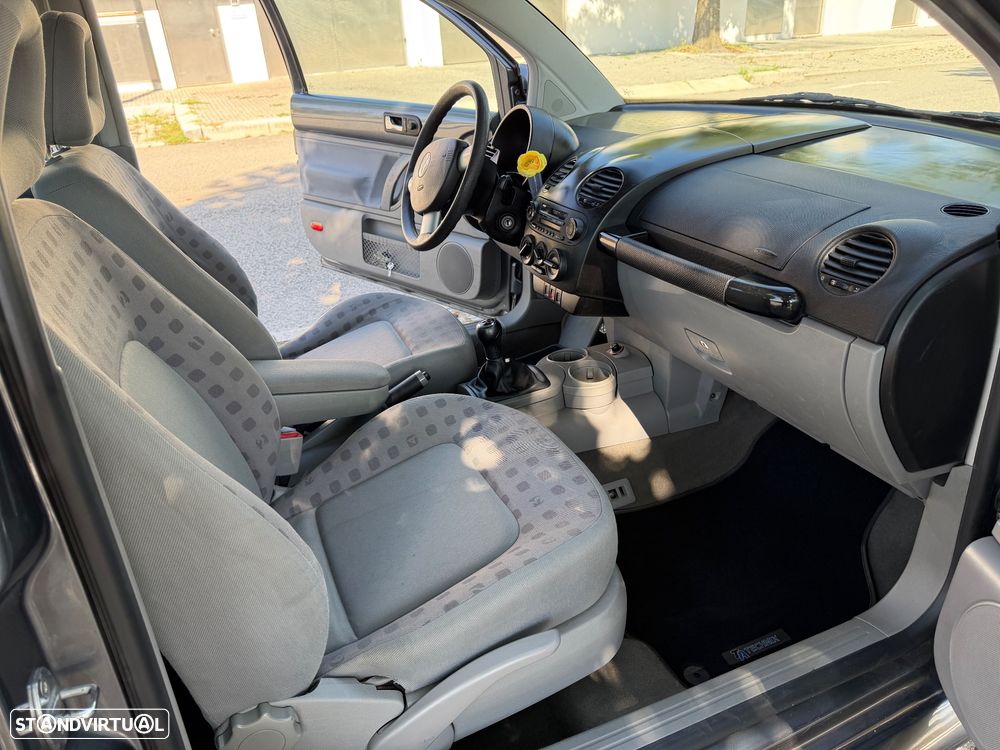 VW New Beetle 1.4 - 6