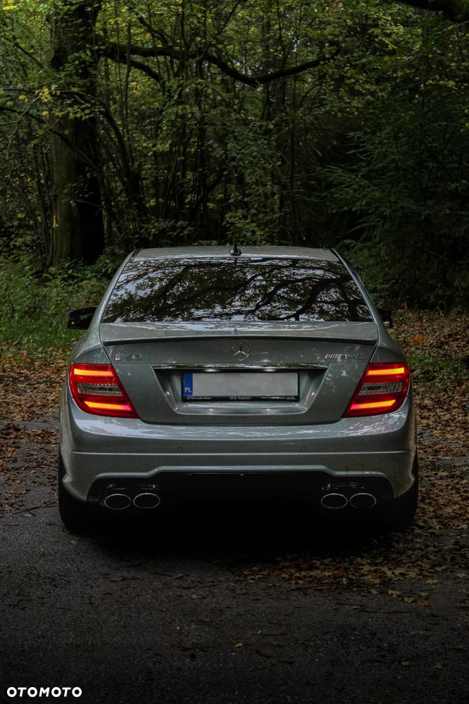 Mercedes-Benz Klasa C 63 AMG T 7G-TRONIC - 3
