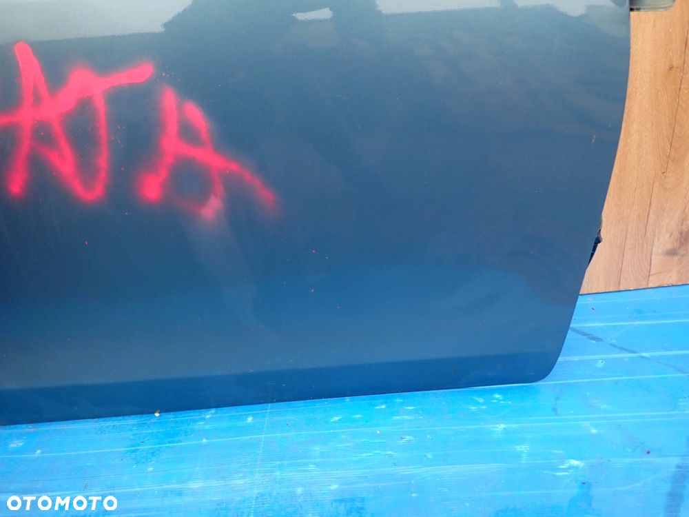 TOYOTA YARIS II 06-11 5d DRZWI PRZEDNIE PRAWE 8T1 - 9