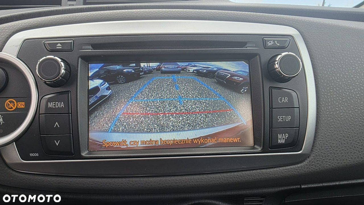 Toyota Yaris - 17