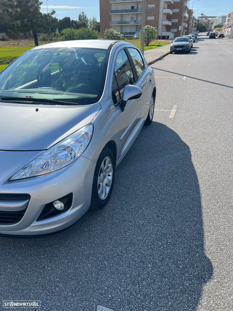 Peugeot 207 1.4 16V Active - 3