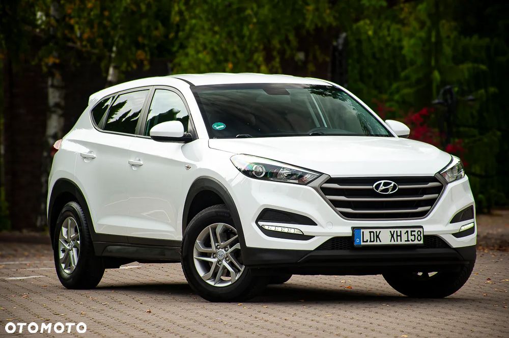 Hyundai Tucson 1.6 GDI BlueDrive Comfort 2WD - 11