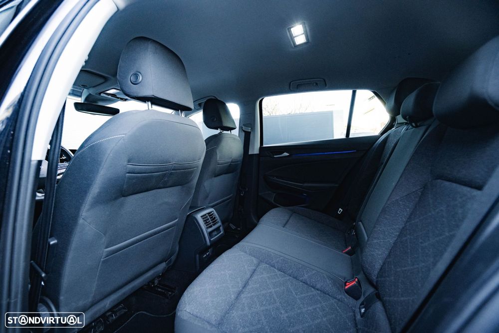 VW Golf 1.0 TSI Sportline - 30