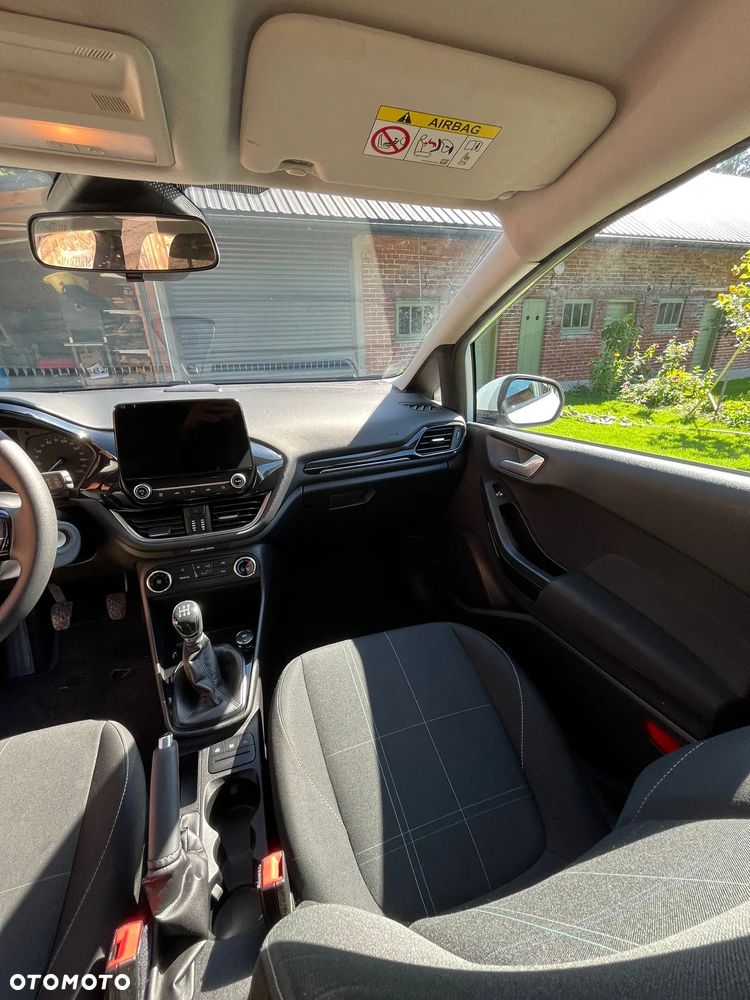 Ford Fiesta 1.1 SYNC Edition - 16