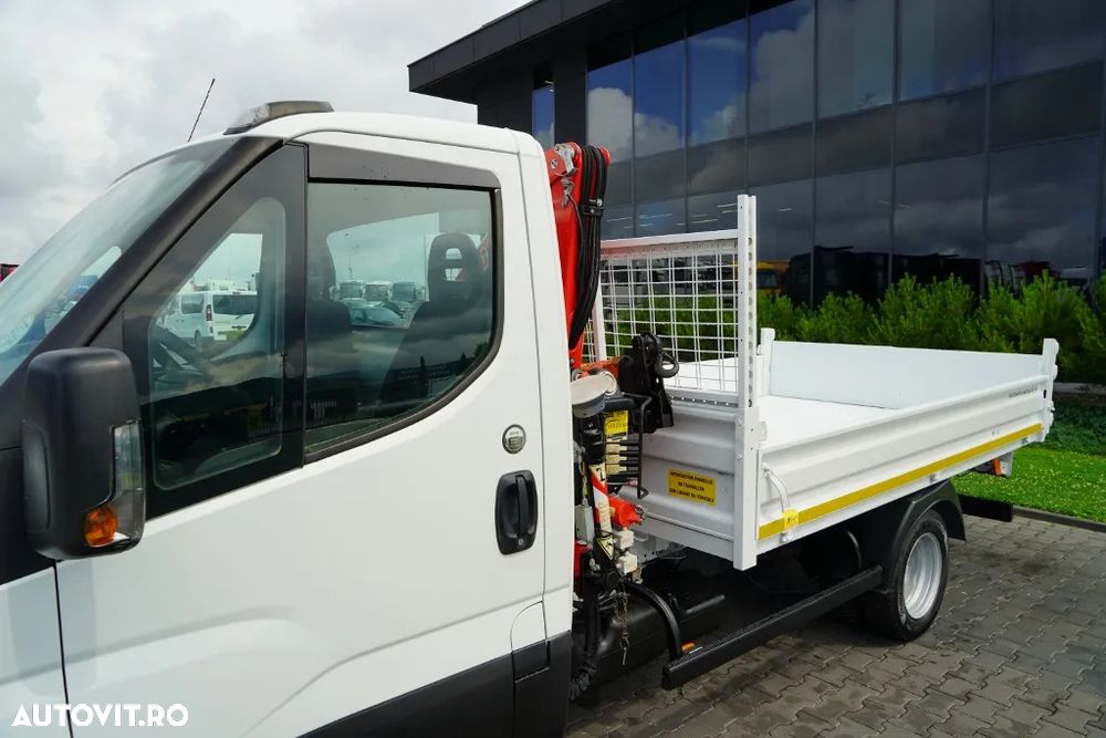 Renault DAILY 35-150 / BASCULATOR + MACARA AUTOCAR FASSI F32A / CAPACITATE DE RIDICARE MAXIMĂ 995 KG / RAZĂ DE ATINGERE 5,5 M / IMPORTAT - 20