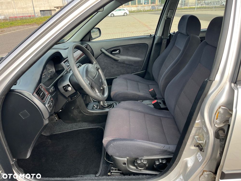 Honda Civic 1.4i S - 13