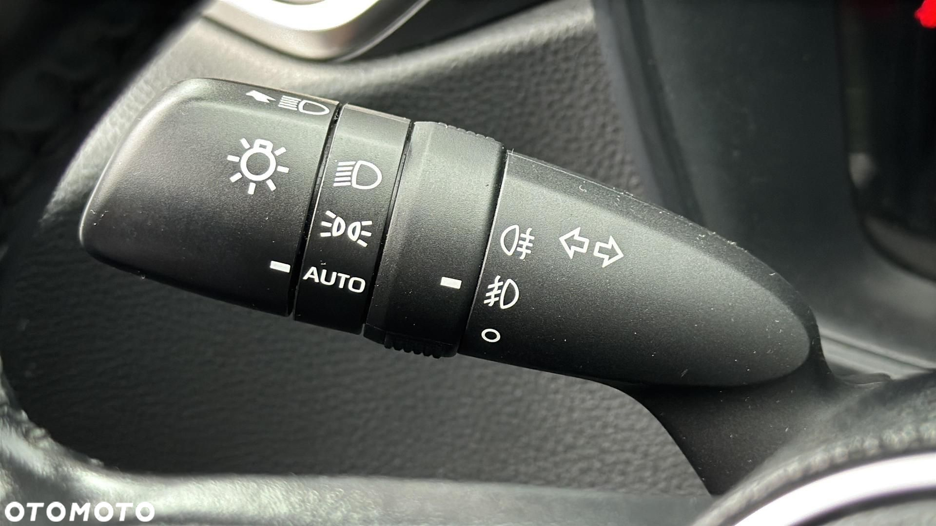 Toyota Corolla 1.8 Hybrid GPF Active - 27