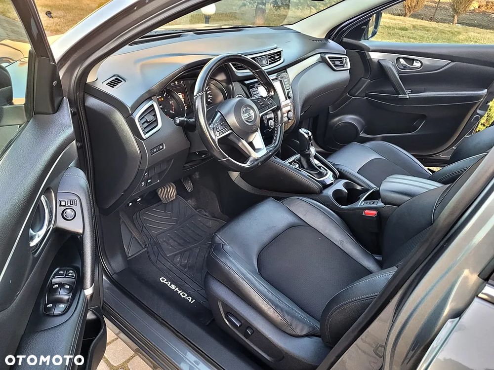 Nissan Qashqai 1.5 dCi DCT TEKNA - 29
