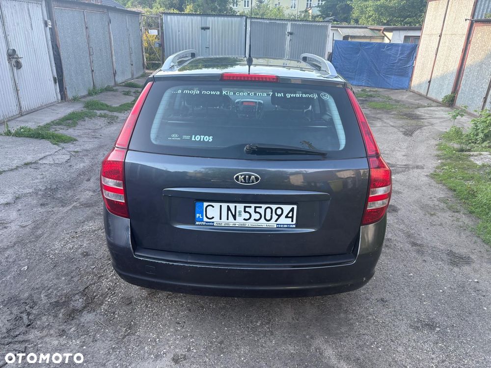 Kia Ceed 1.6 Comfort - 22