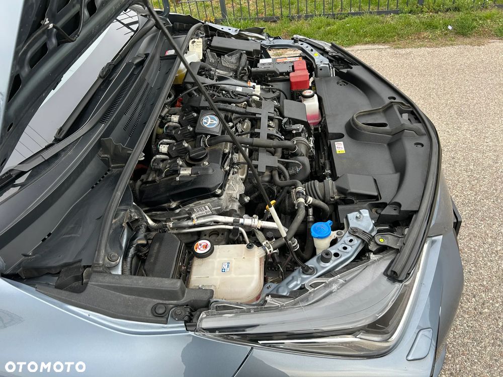 Toyota Corolla 1.8 Hybrid GR Sport - 23