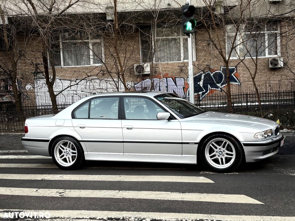 BMW 7 Series 2000 — imagine 25