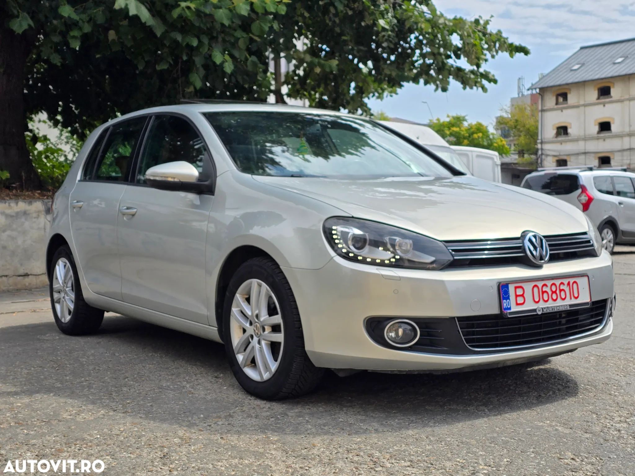 Volkswagen Golf 1.4 TSI DSG Highline - 1