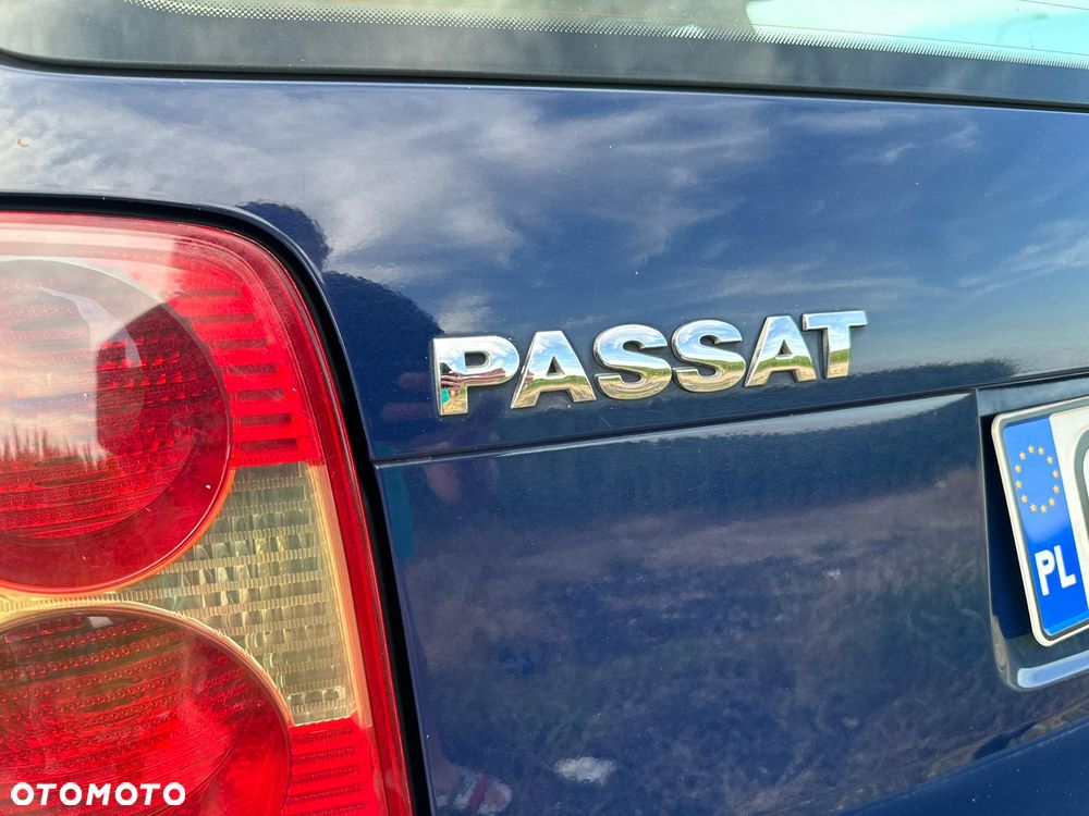 Volkswagen Passat 1.9 TDI Comfortline Tiptr - 16