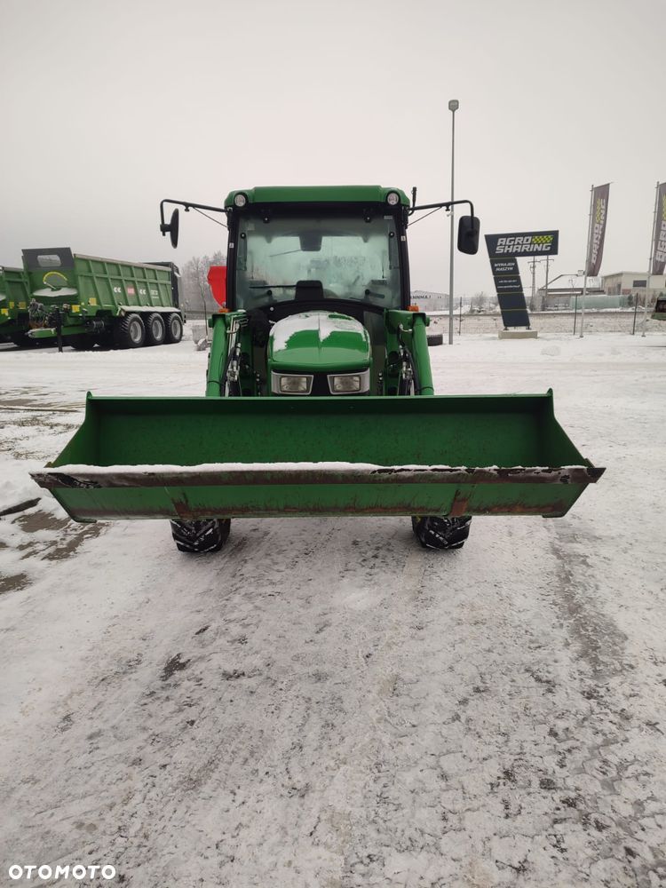 John Deere 4066M - 3