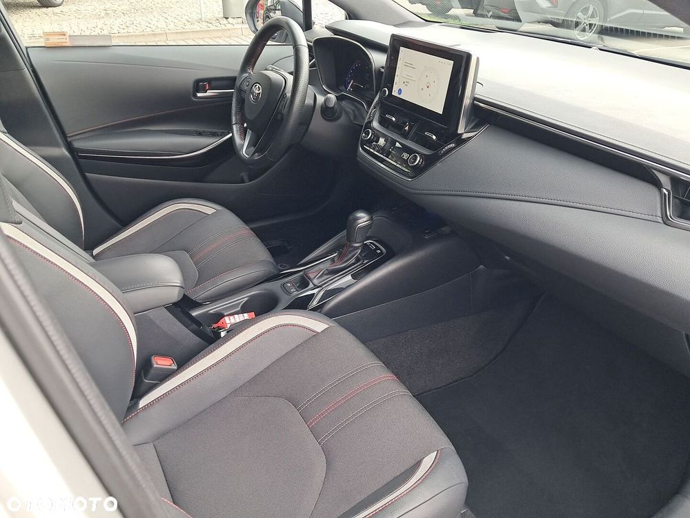 Toyota Corolla 1.8 Hybrid GPF GR Sport - 16