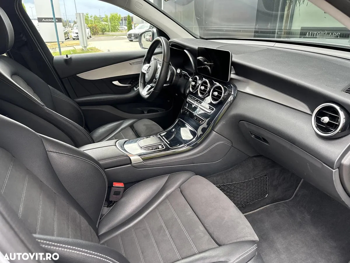 Mercedes-Benz GLC 200 4Matic 9G-TRONIC AMG Line - 13