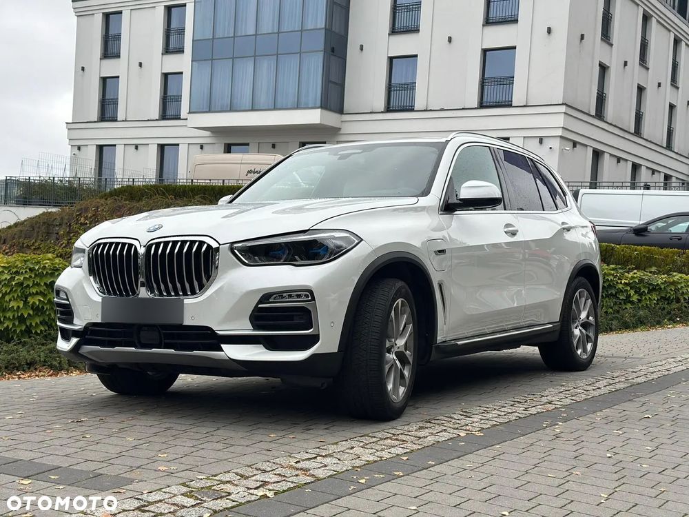 BMW X5 xDrive45e - 1