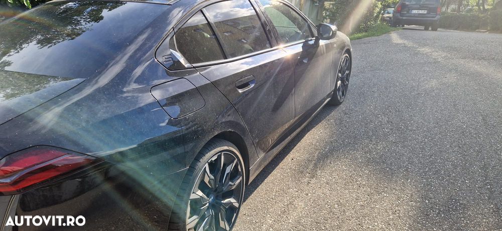 BMW Seria 5 550e xDrive AT PHEV - 3
