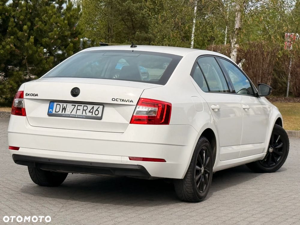 Skoda Octavia 1.6 TDI Style - 16