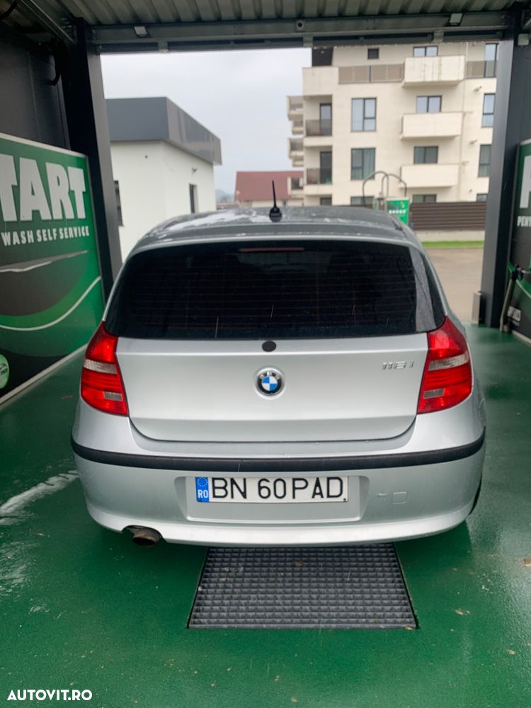 BMW Seria 1 116i - 2