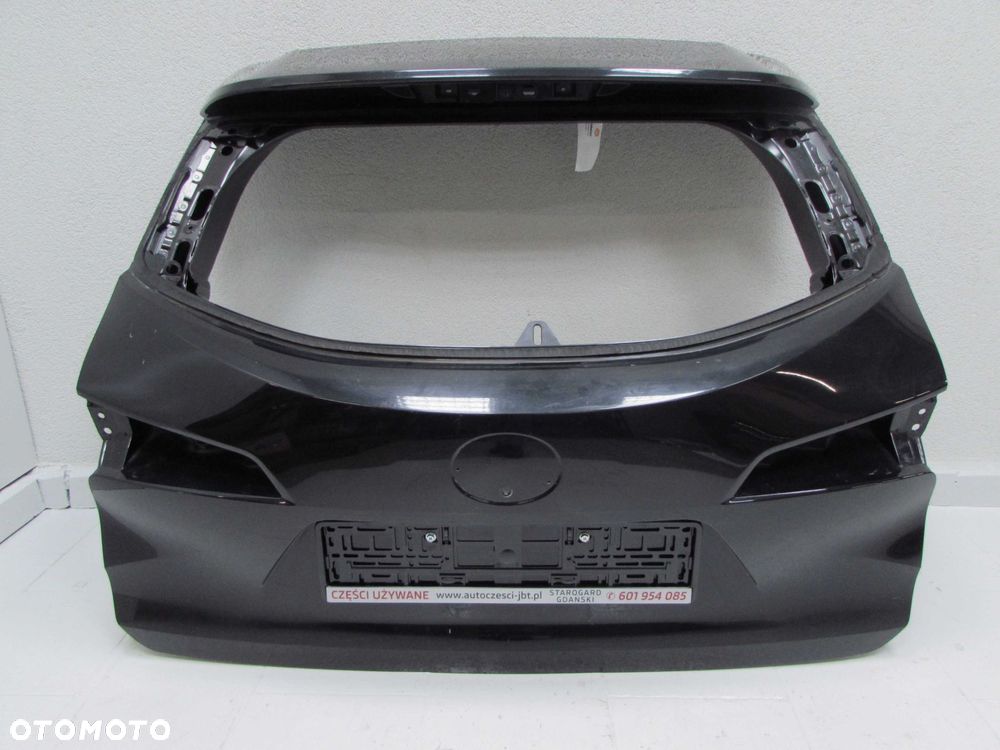 TOYOTA COROLLA E21 XII KOMBI KLAPA BAGAZNIKA TYL 209 19-23 - 2