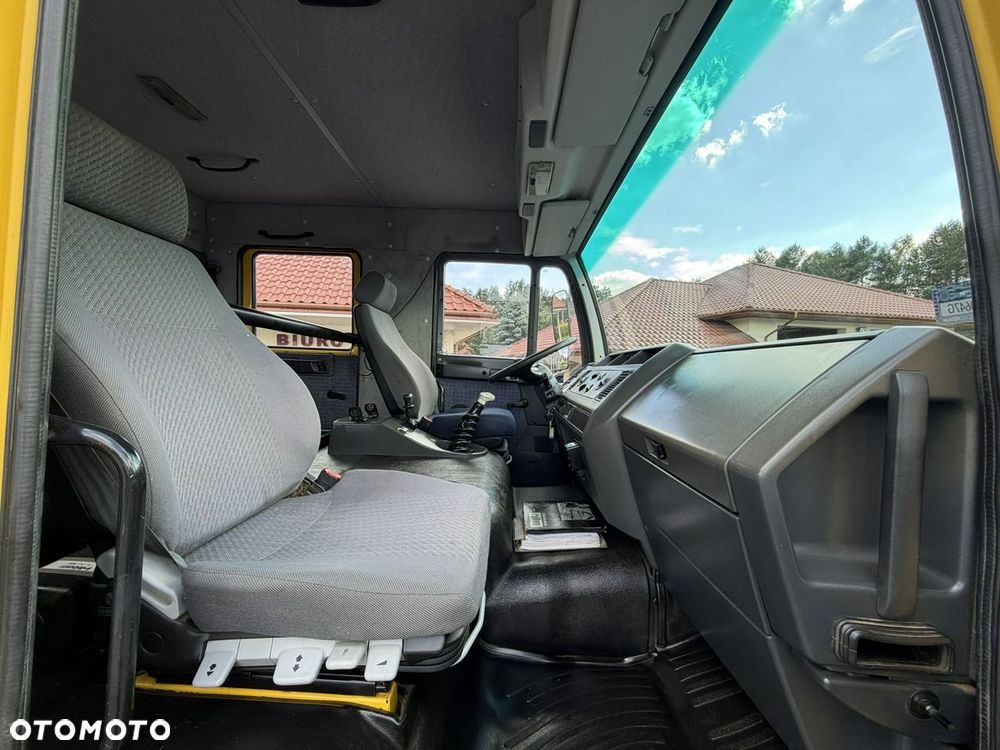 MAN LE 180C 4x4 DOKA 4.6/180KM Skrzyniowy + HDS Hiab 052-2 - 32