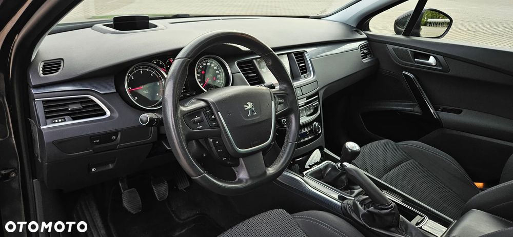 Peugeot 508 SW e-HDi 115 Stop&Start Access - 11