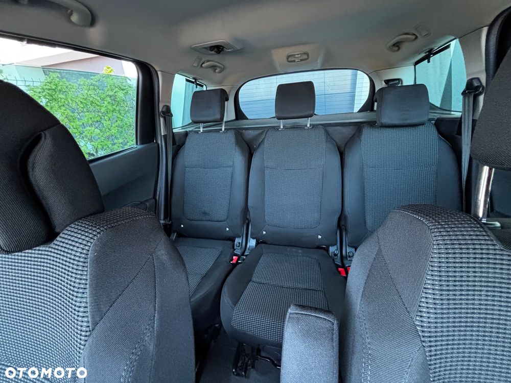 Peugeot 5008 1.6 Access 7os - 2