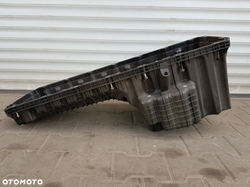 Miska oleju Mercedes Actros MP4 4700103413 OM470 - 2
