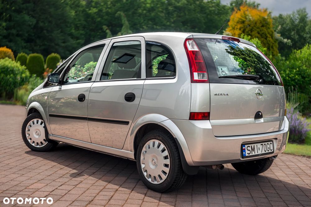 Opel Meriva 1.6 16V Essentia Easytronic - 4