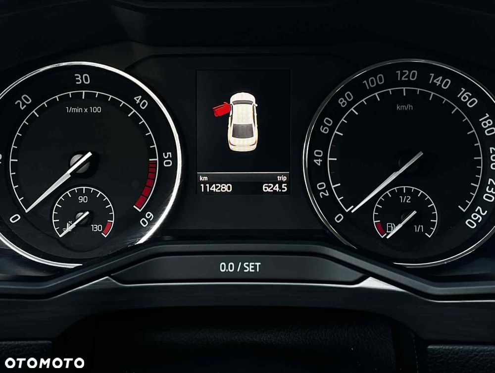 Skoda Superb 2.0 TDI Style DSG - 12