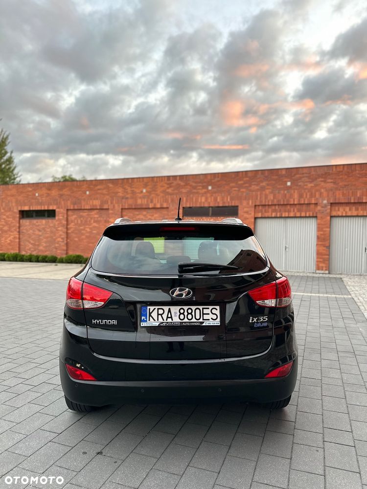 Hyundai ix35 1.6 2WD blue Trend - 12