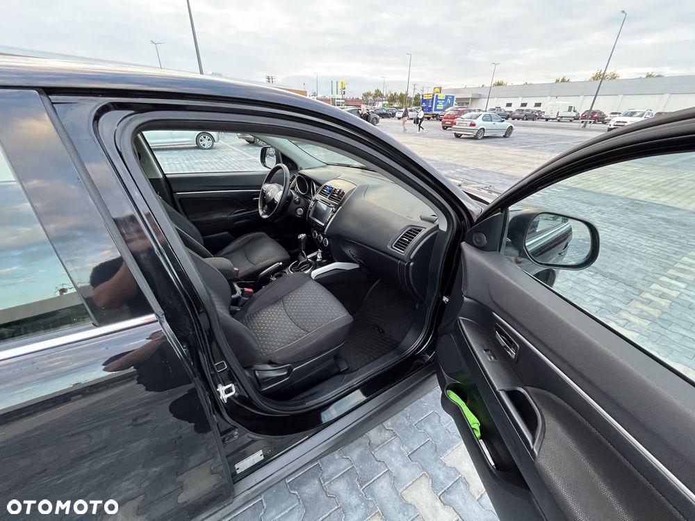 Mitsubishi ASX - 16