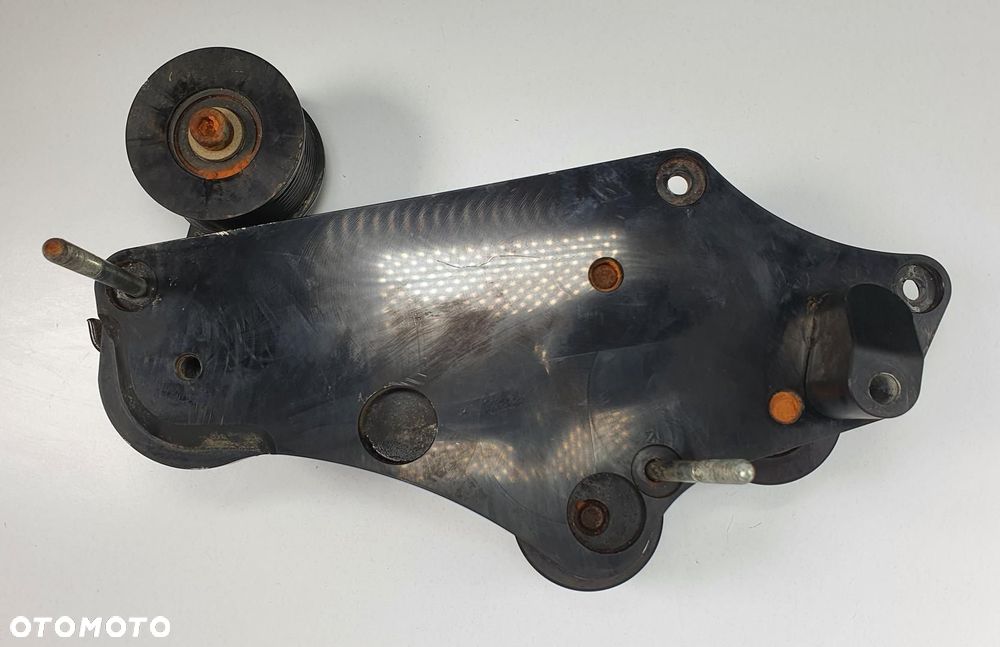 ŁAPA NAPINACZ PASKA KOMPRESORA WHIPPLE FORD MUSTANG VI 5.0 GT - 3