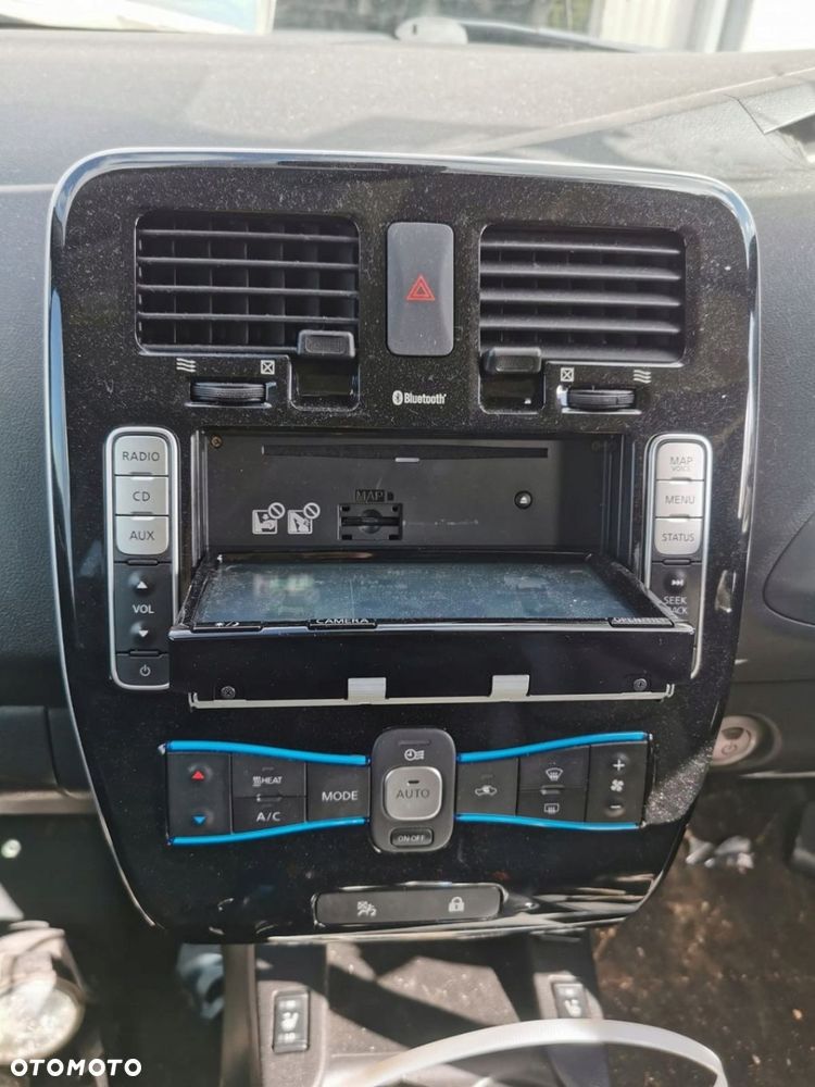 NAWIGACJA FABRYCZNA GPS NISSAN LEAF 1 I ZE0 POD KAMERE - 1
