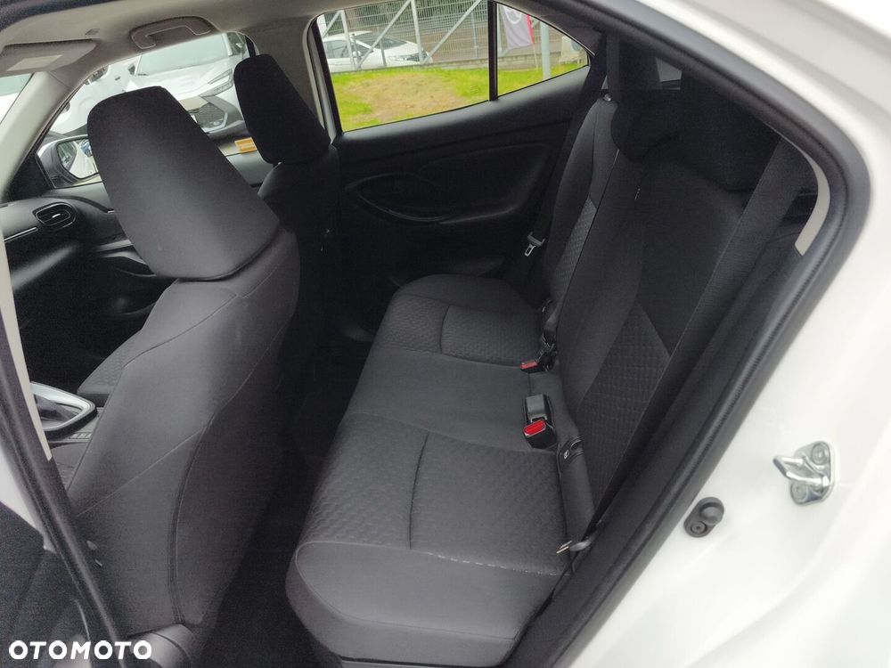 Toyota Yaris Cross - 15
