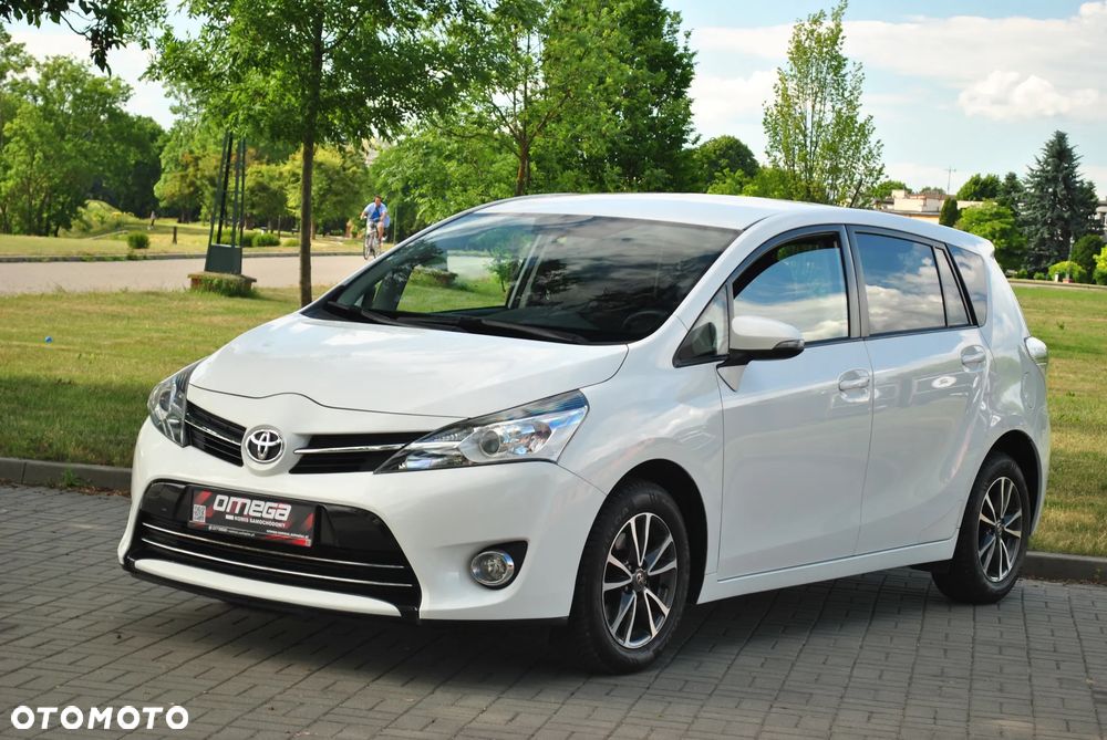 Toyota Verso - 11