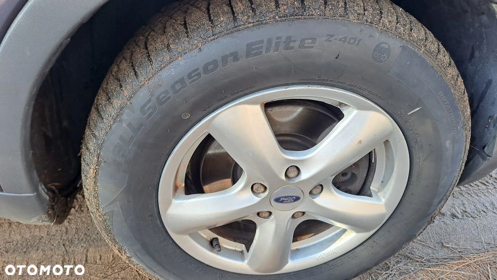 Ford Kuga 2.0 TDCi 4x4 Titanium - 16