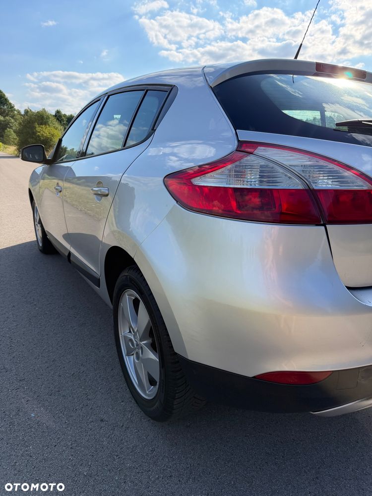 Renault Megane dCi 130 FAP Dynamique - 7