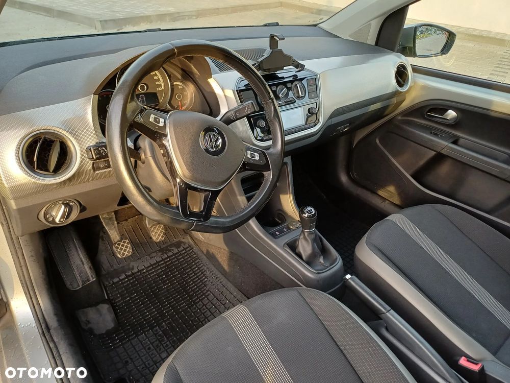 Volkswagen up! (BlueMotion Technology) high - 5