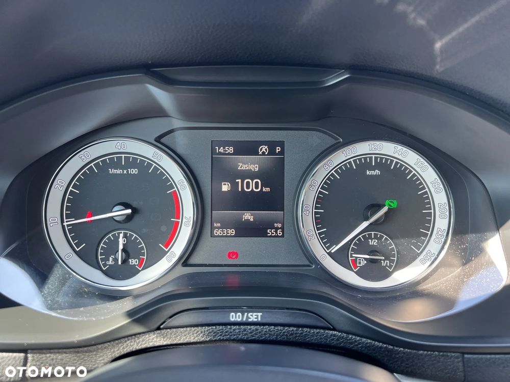 Skoda Karoq 1.5 TSI ACT 4x2 Ambition DSG - 21