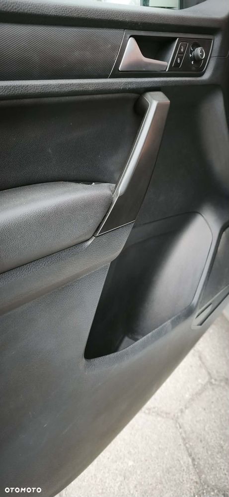 Volkswagen Caddy 2.0 TDI Highline DSG - 11