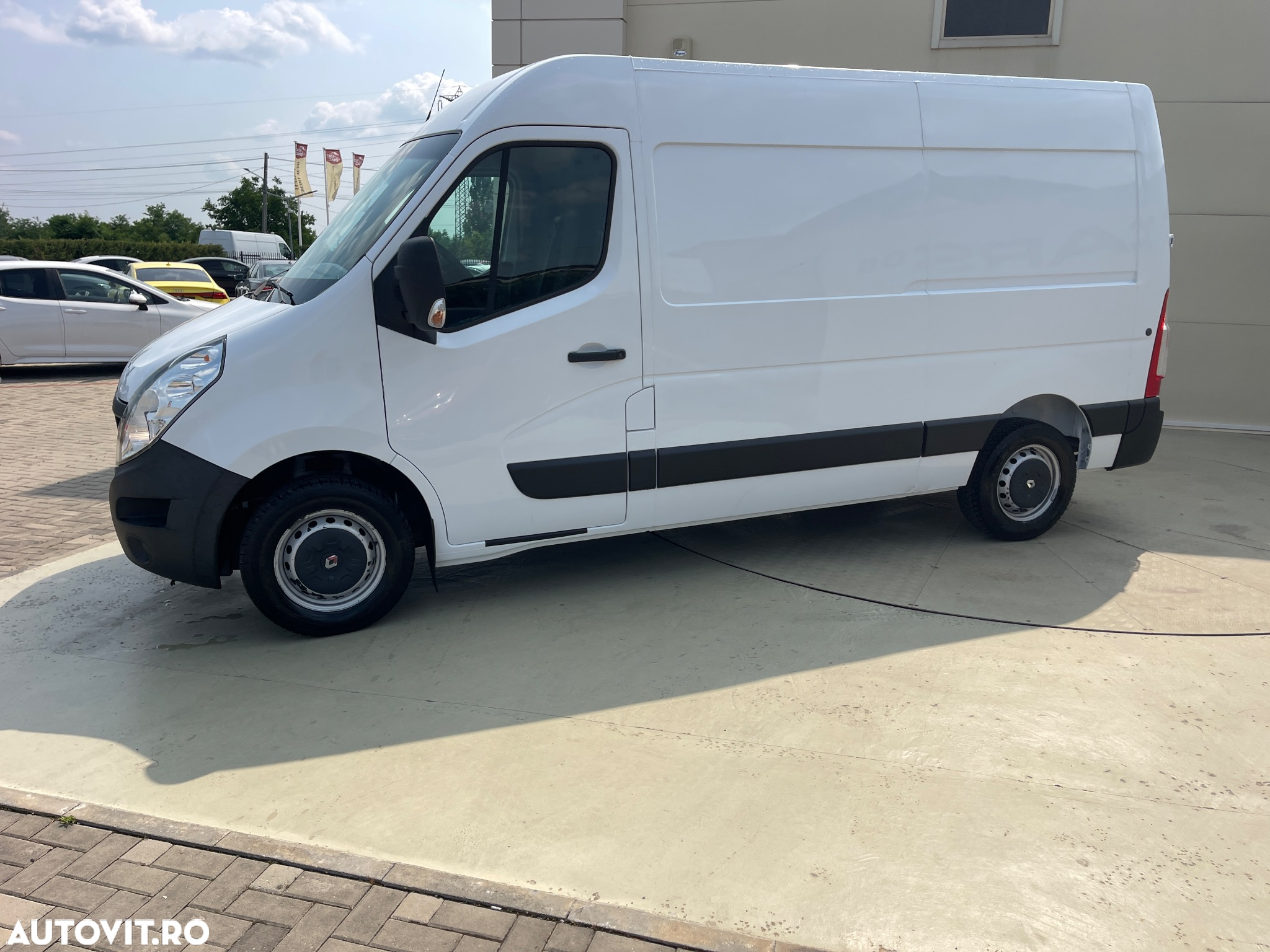 Renault Master  L2H2 DCI145 - 9