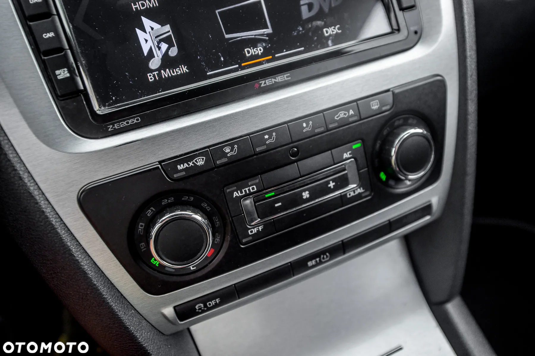 Skoda Octavia Combi 2.0 TSI RS - 33