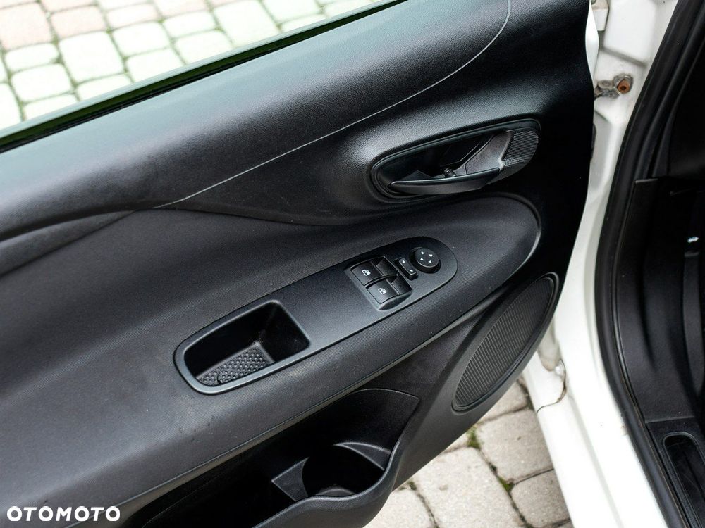 Fiat Grande Punto - 11