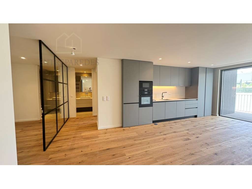 Apartamento T1+1 NOVO | Terraço amplo | A 300 m da praia | Garagem ... - Grande imagem: 2/42
