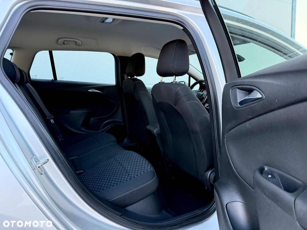 Opel Astra 1.6 D Start/Stop Edition - 29
