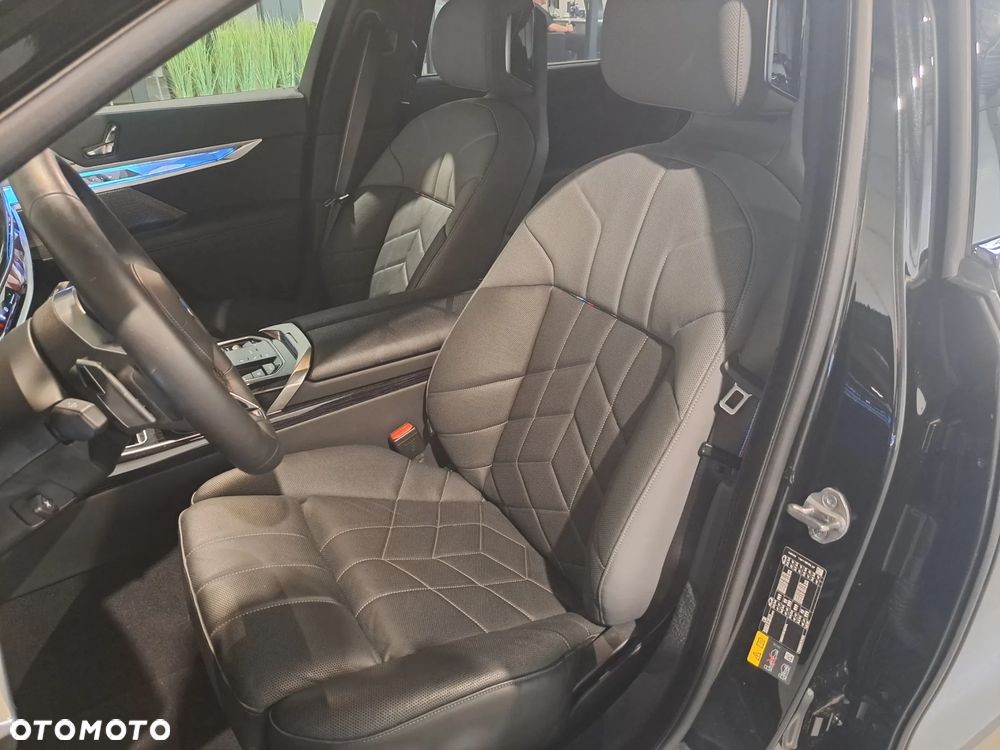 BMW i7 105.7kWh xDrive60 - 9