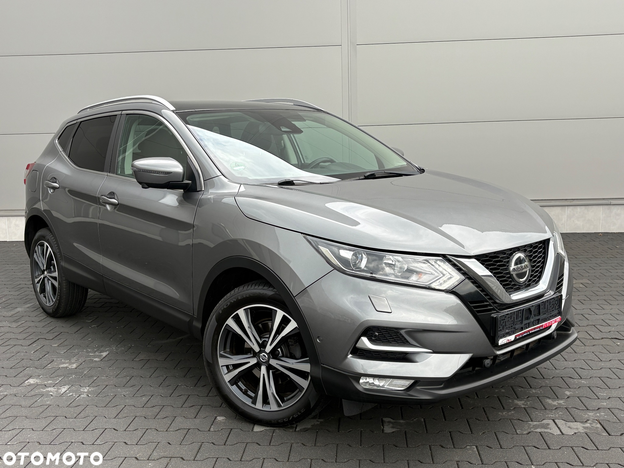 Nissan Qashqai 1.6 dCi Xtronic TEKNA - 3